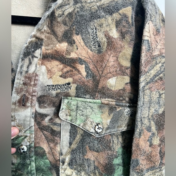 Men’s Vintage Flannel Camo Button Up Shirt - Picture 2 of 4